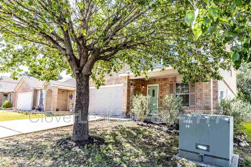 5818 Sherbrooke Oak - Photo 2 of 38