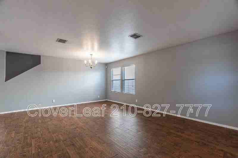 5818 Sherbrooke Oak - Photo 6 of 38