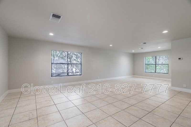 10515 Arbor Blf - Photo 6 of 37