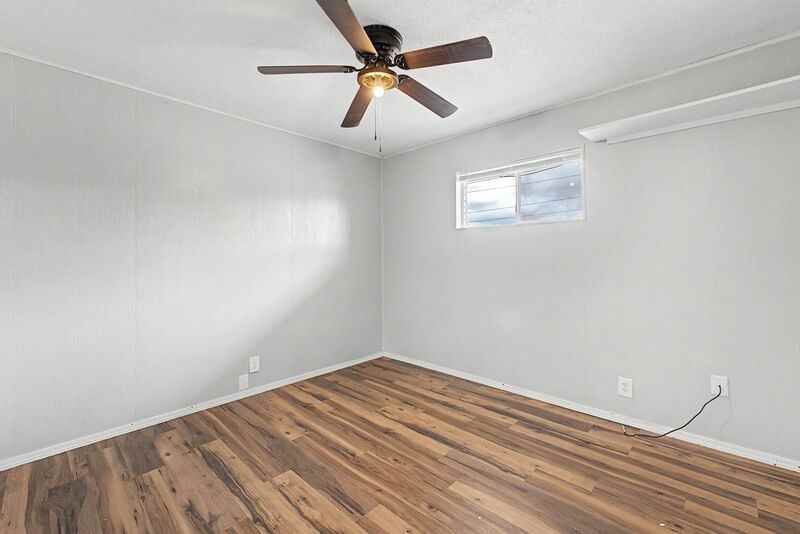 514 N 8th St - Photo 5 of 19