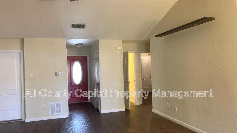 1233 Conway Dr #1233 - Photo 3 of 22