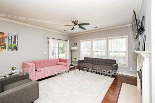 1202 Grove Park Dr - Photo 1 of 1