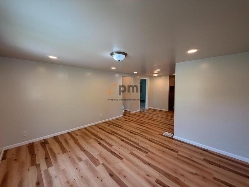 4816 Massachusetts St - Photo 2 of 19