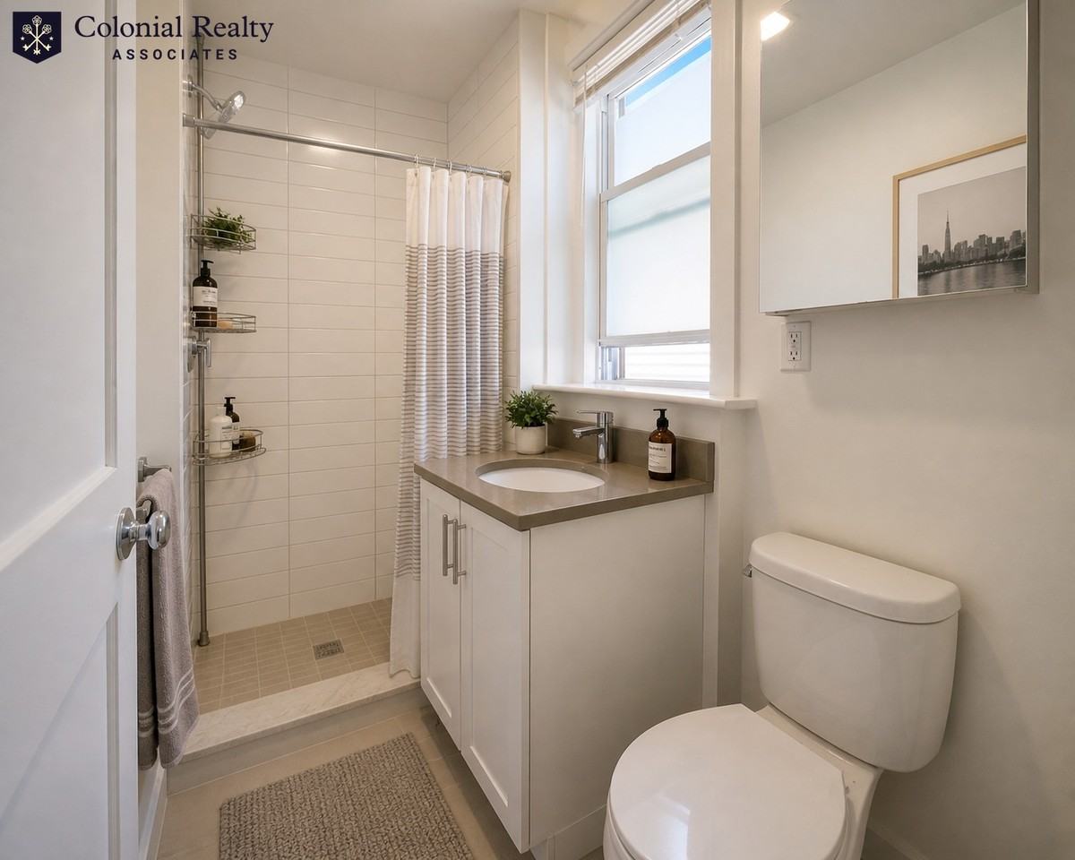 83 Harvard St #4A - Photo 5 of 10