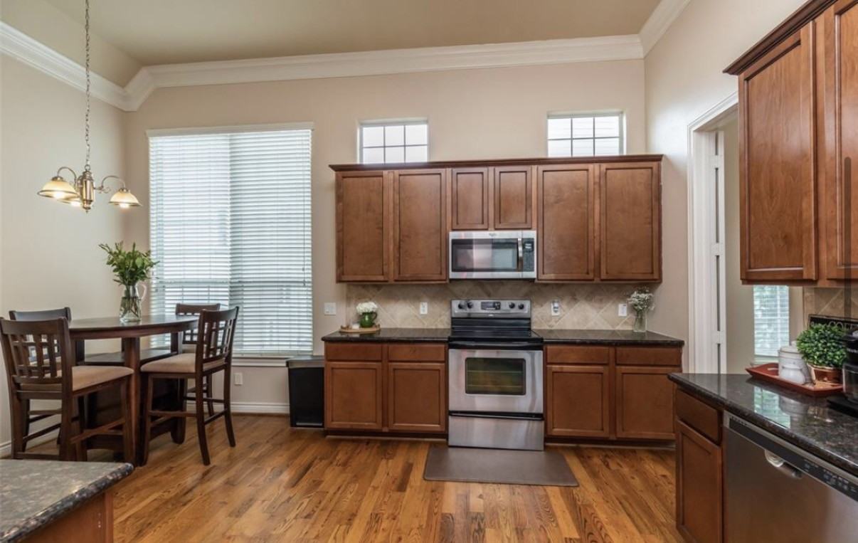 2708 Sherwin St #NA - Photo 7 of 31