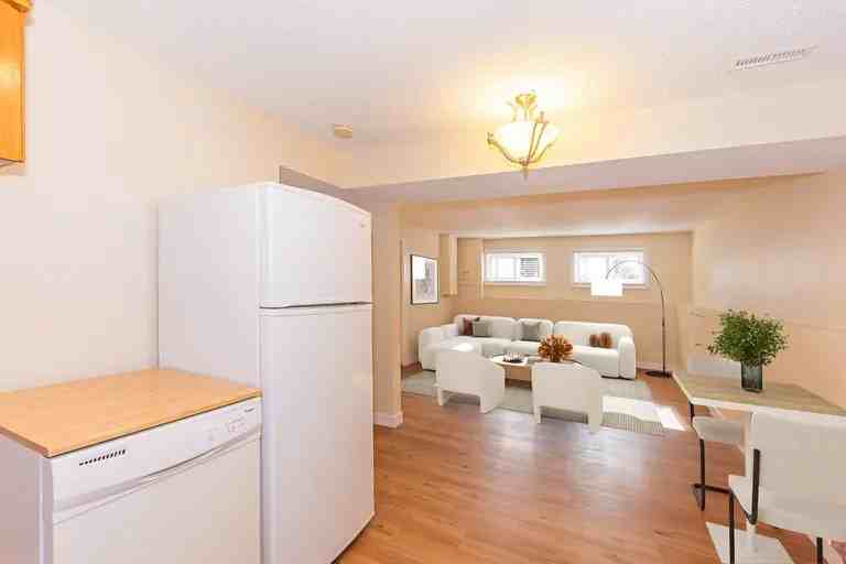 153 Woodvale Road West #BS - Photo 5 of 30