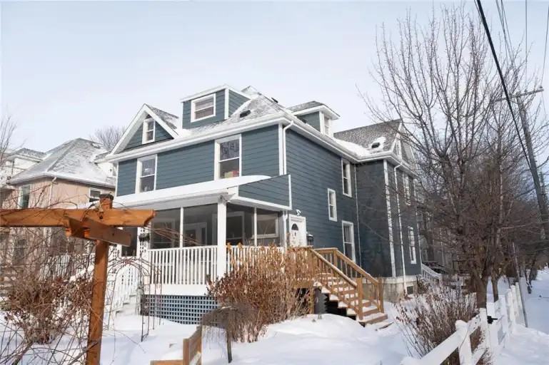 25 Cornish Ave #1 - Photo 3 of 26