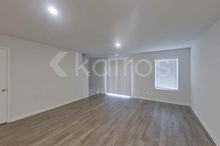 371 Ironwood Ct - Photo 4 of 24