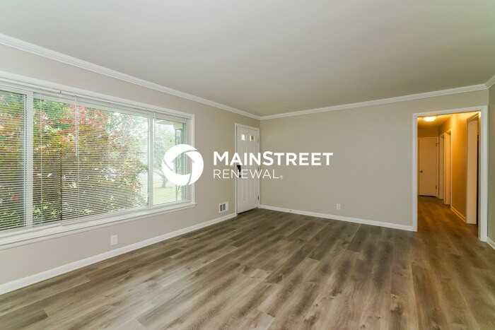 2855 Klondike Ln - Photo 7 of 17