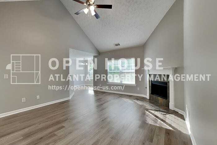 6345 Aarons Way - Photo 4 of 20