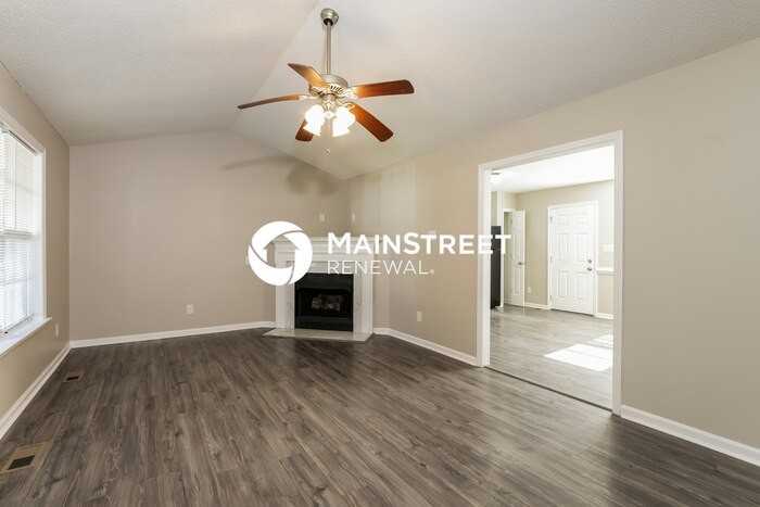 415 Spaniel Ln - Photo 3 of 16