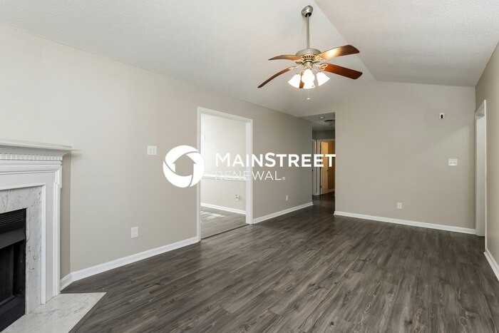 415 Spaniel Ln - Photo 4 of 16