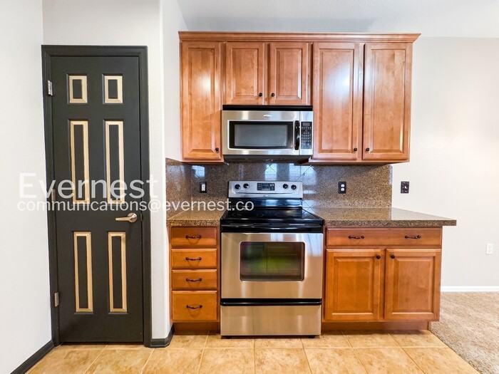 2675 S Danube Way #204 - Photo 5 of 24