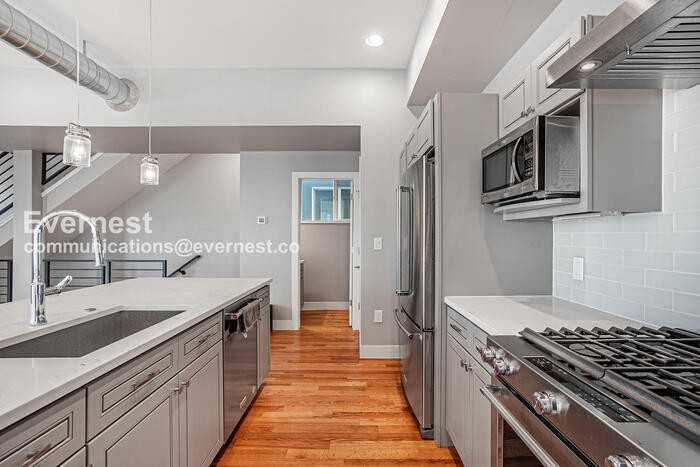 3324 S Washington St - Photo 4 of 29