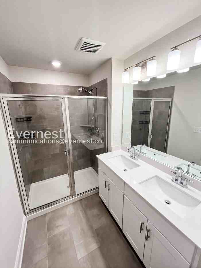 4522 Skywood Ln - Photo 6 of 23