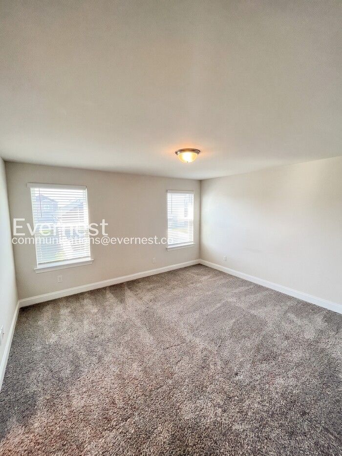 4522 Skywood Ln - Photo 7 of 23