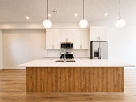 2850 Grant Cres Sw - Photo 1 of 1