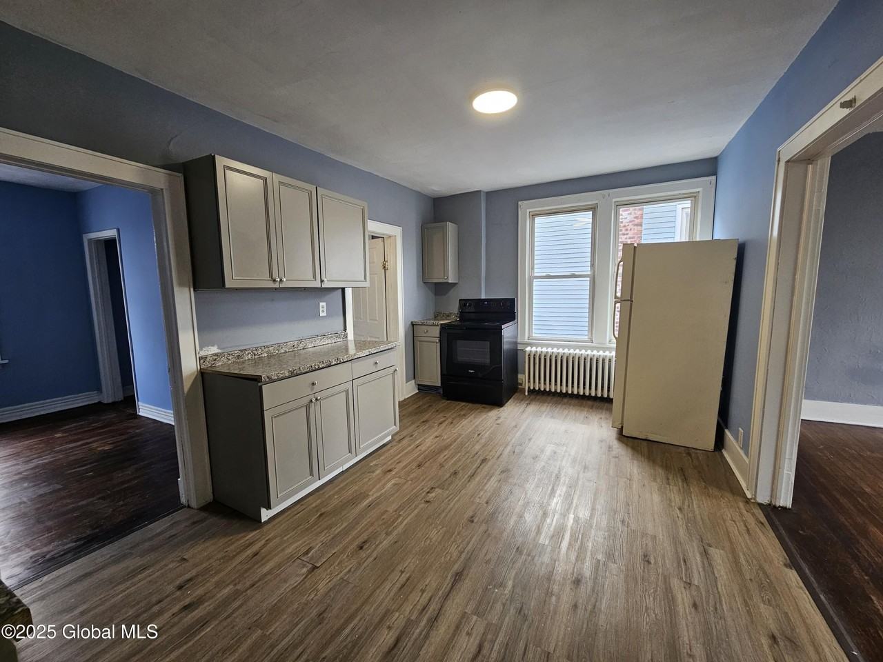 38 Main St #4 - Photo 3 of 14