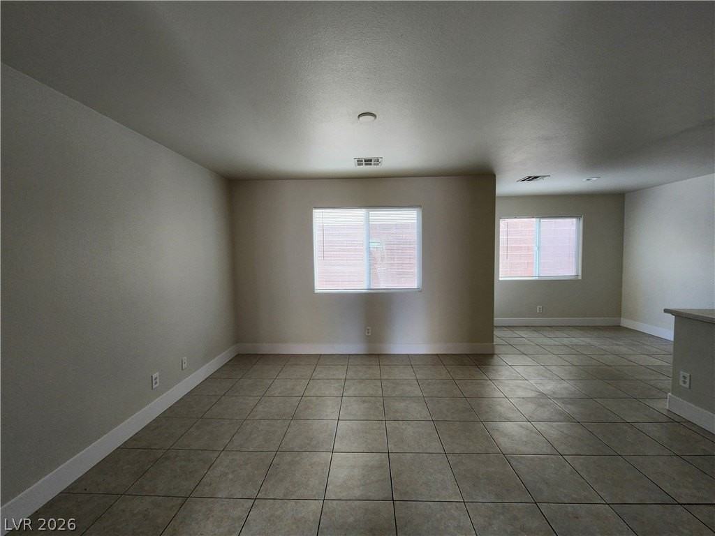 9215 Onesto Ave - Photo 7 of 50