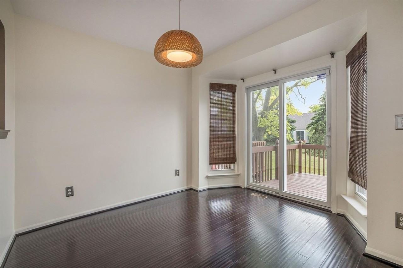 3088 Village Cir - Photo 4 of 29