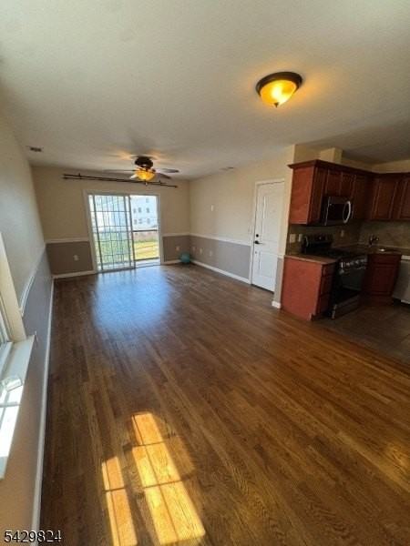 83 Broadway - Photo 7 of 10