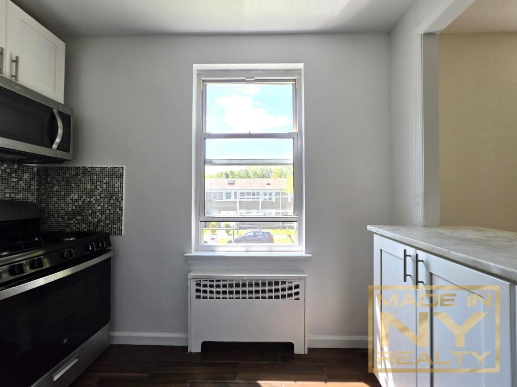 3615 213th St #B - Photo 2 of 10