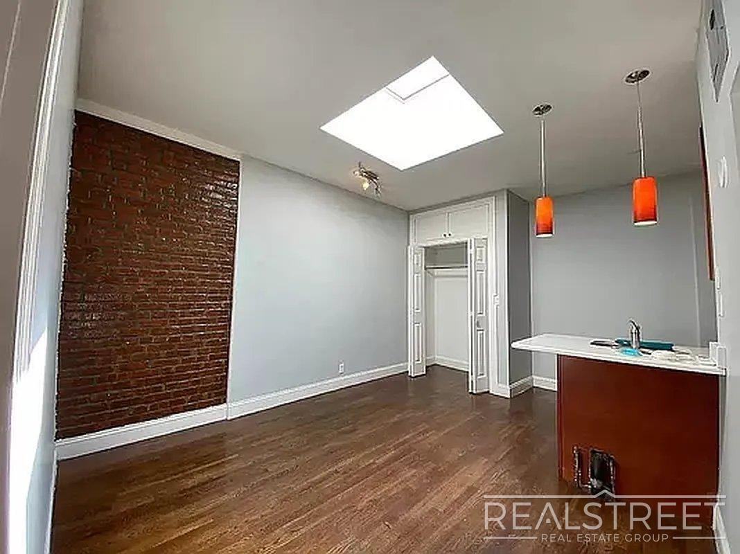 1673 Nostrand Ave #3F - Photo 3 of 9