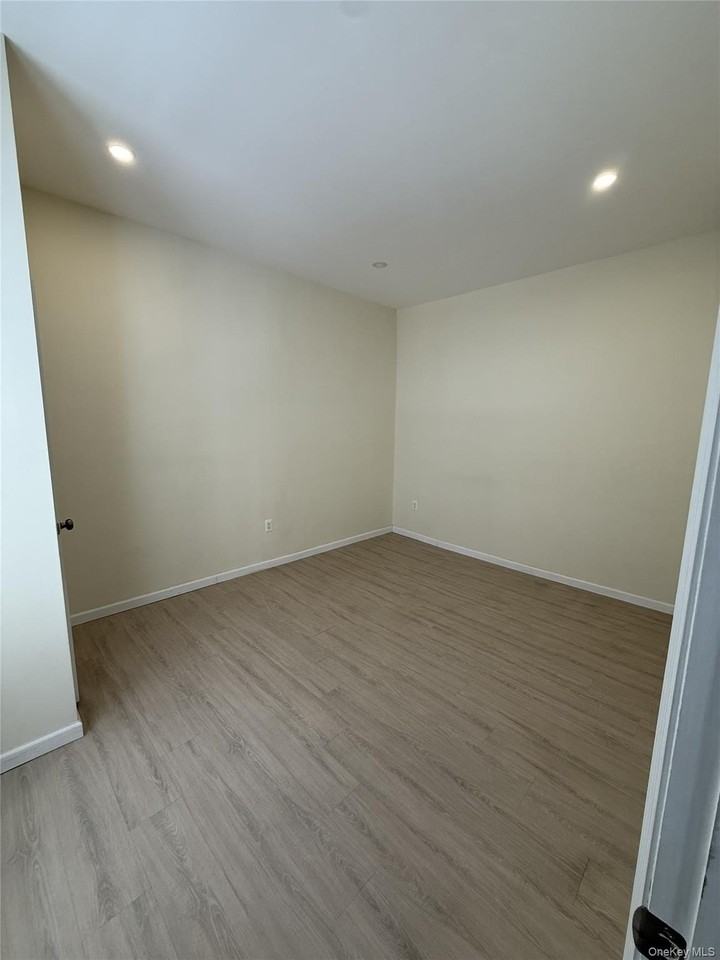 127 Mineola Blvd #1 - Photo 2 of 7
