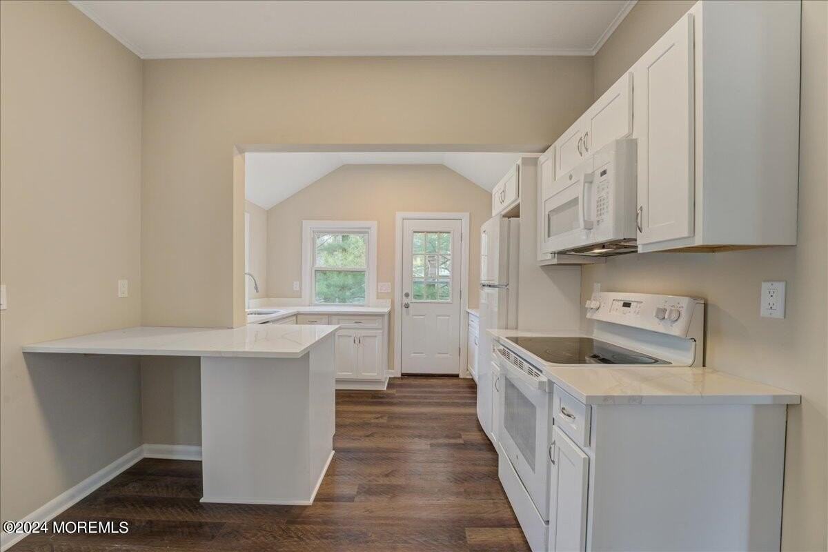 2504 Ramshorn Dr - Photo 5 of 18