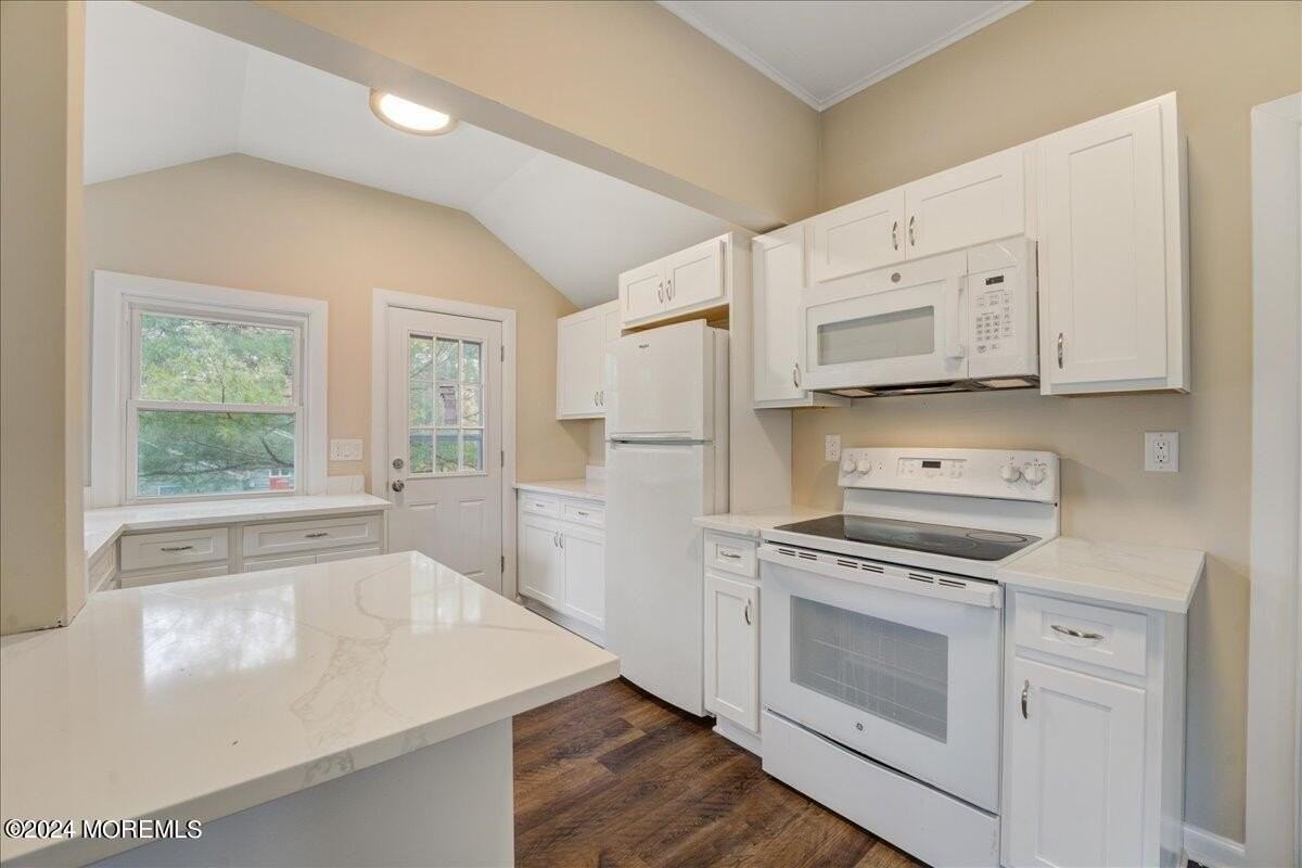 2504 Ramshorn Dr - Photo 6 of 18