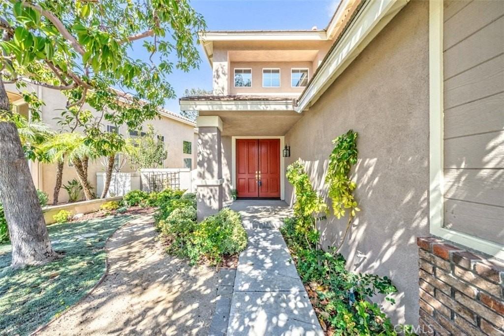 17 Camarin St - Photo 2 of 26