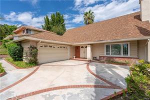 featured image of 11300 Yolanda Ave