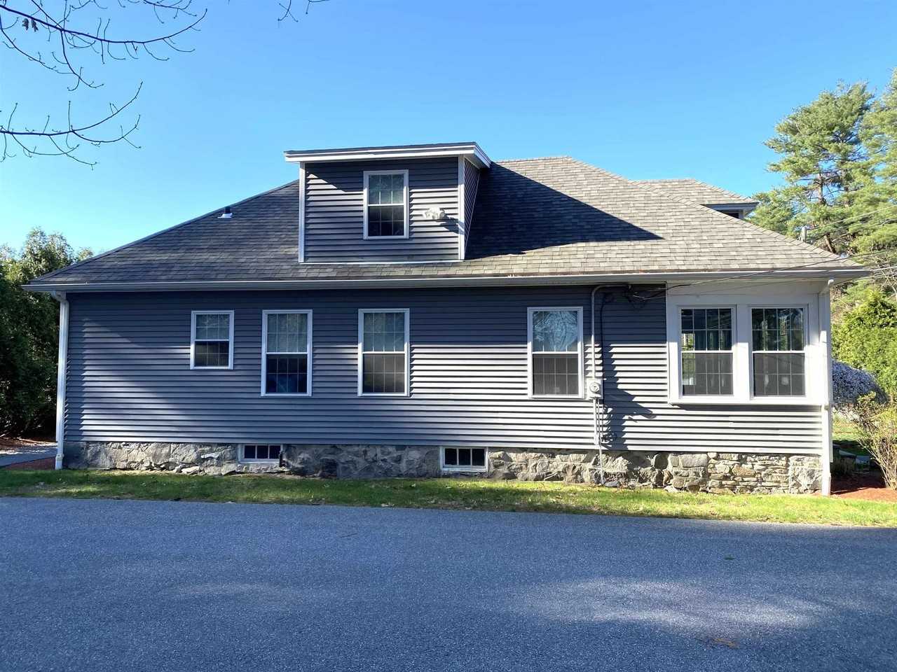 37 Lawrence Rd - Photo 3 of 38