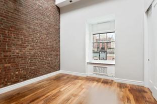 9 E 75th St #4G - Photo 1 of 1