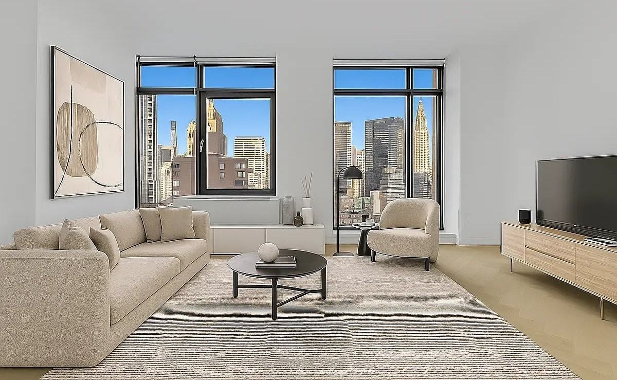 49 E 34th St #15B