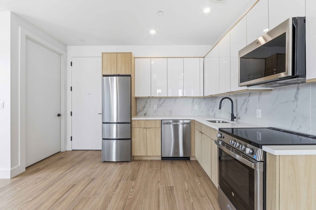105 Hawthorne St #6C - Photo 4 of 15