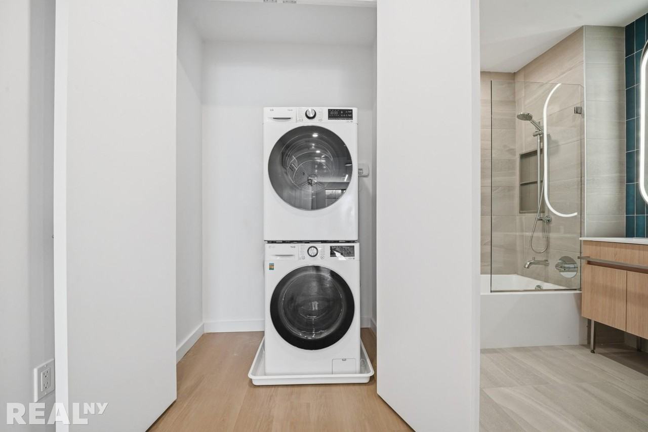 Bedford Ave #623A - Photo 7 of 18