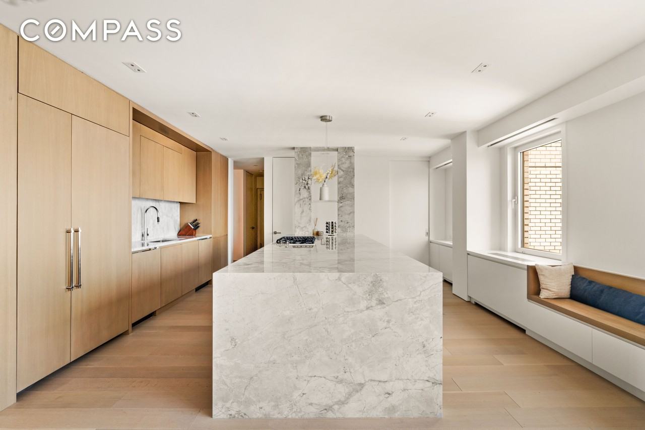 303 E 57th St #44G - Photo 6 of 19