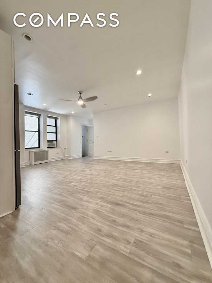 105 Bennett Ave #14A - Photo 2 of 16