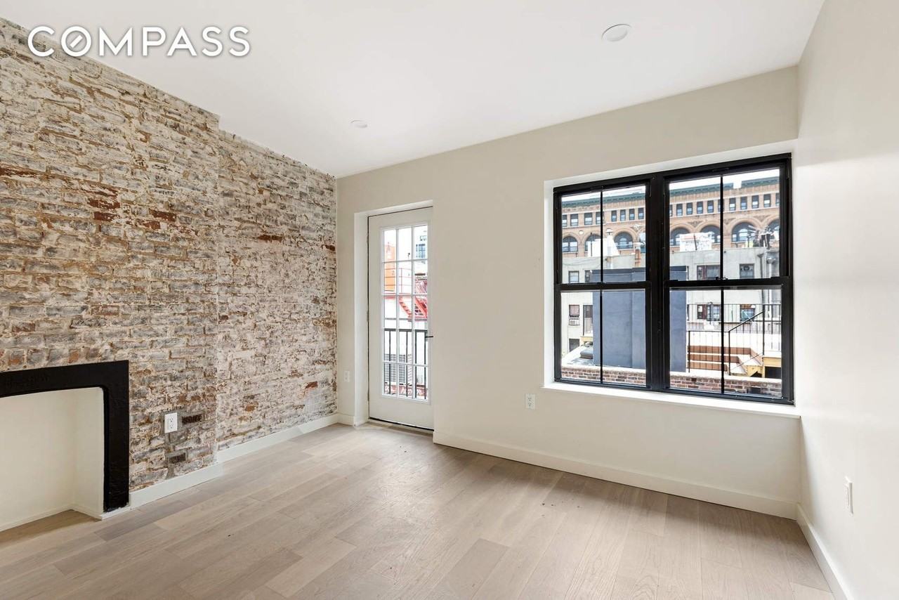 140 Mulberry St #PH - Photo 6 of 15