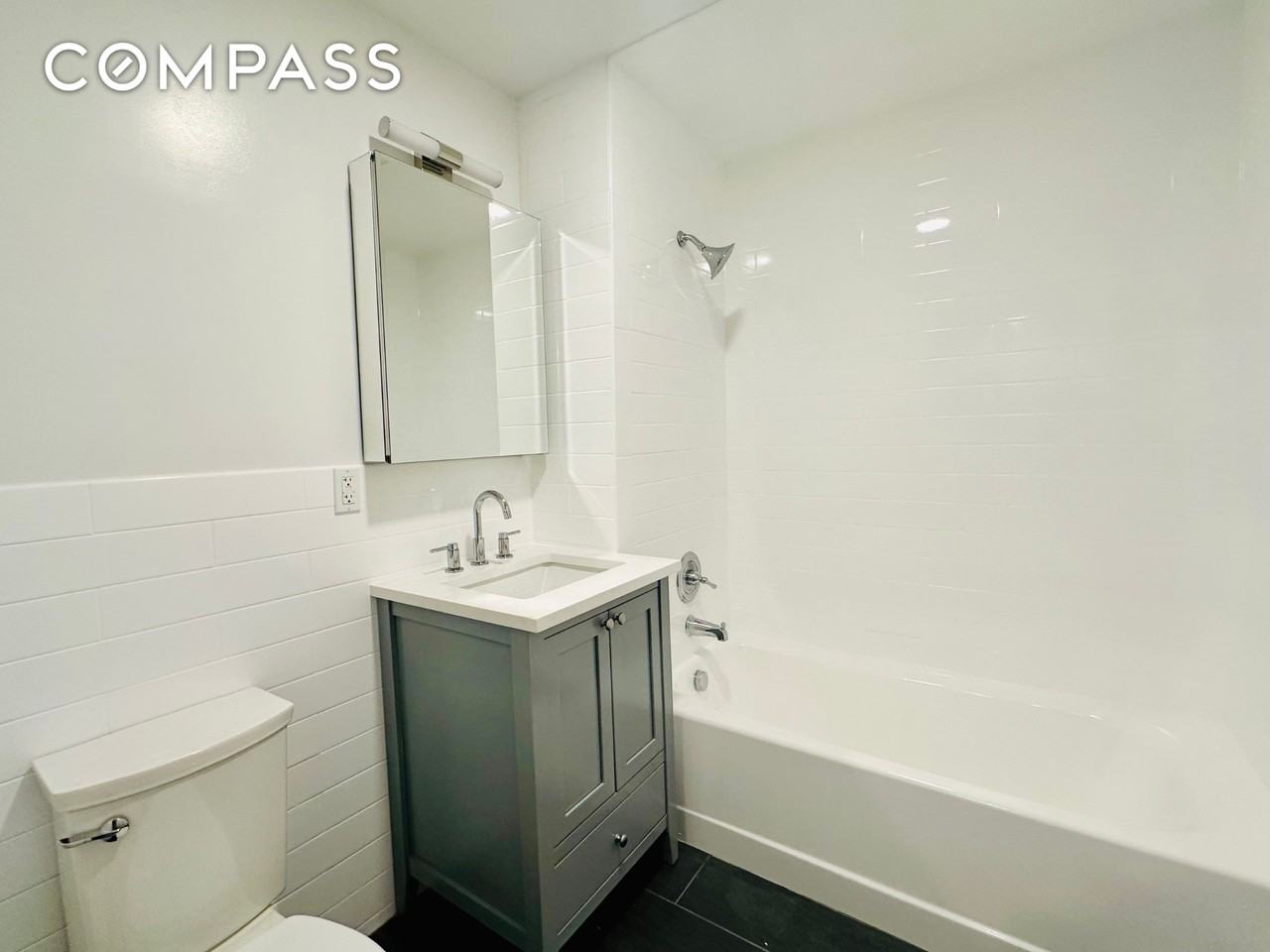 23 Bleecker St #4E - Photo 6 of 11