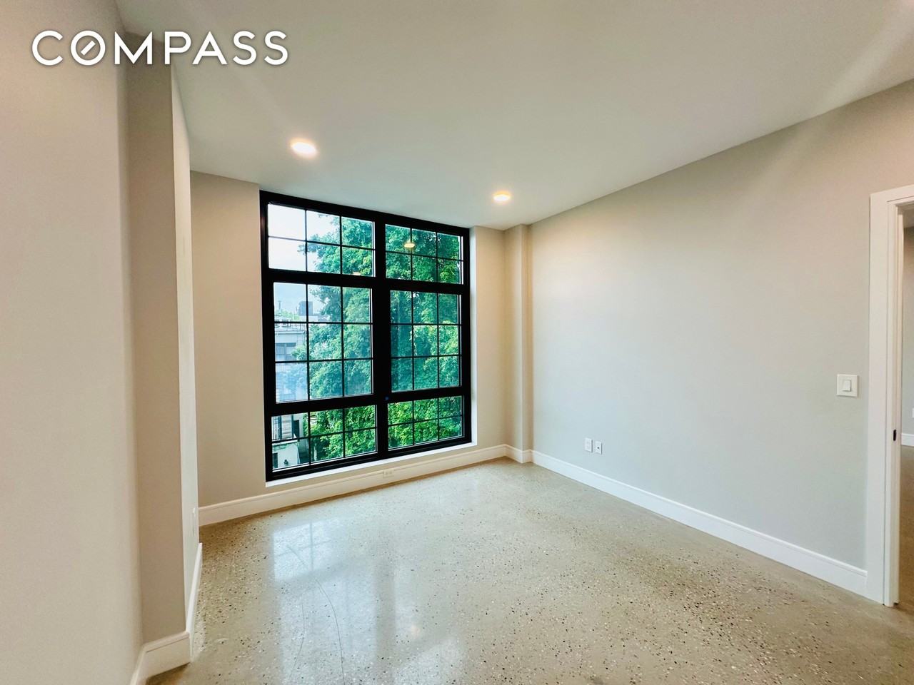 23 Bleecker St #4E - Photo 7 of 11