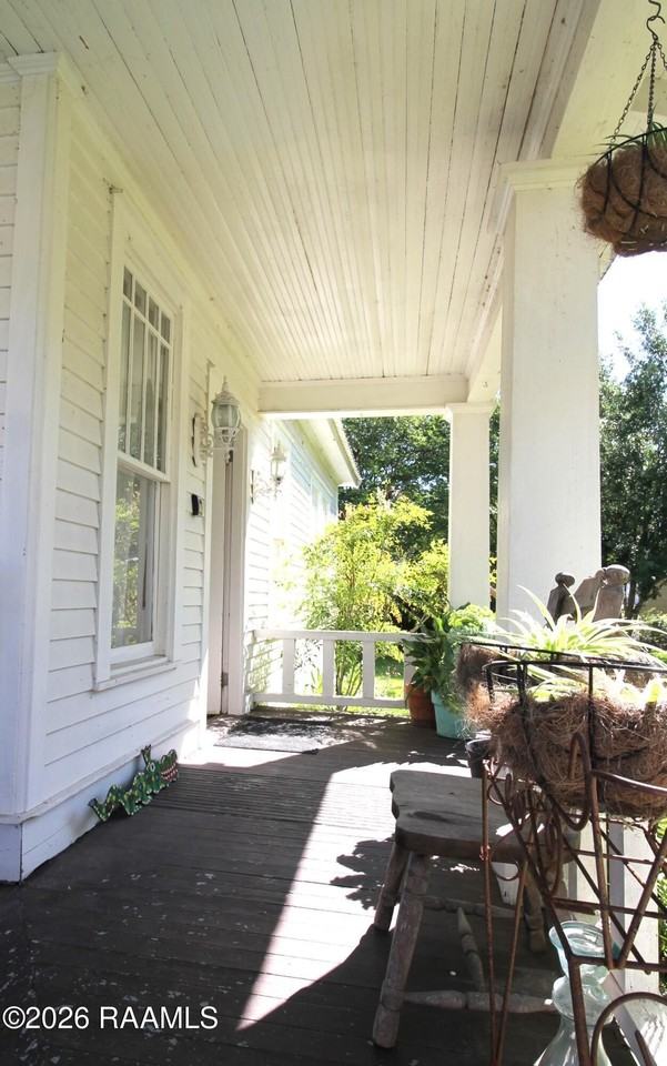 254 Union St - Photo 2 of 16