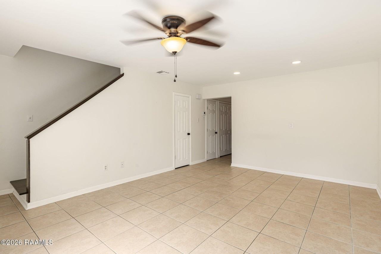 100 Winchester Dr #309 - Photo 4 of 20