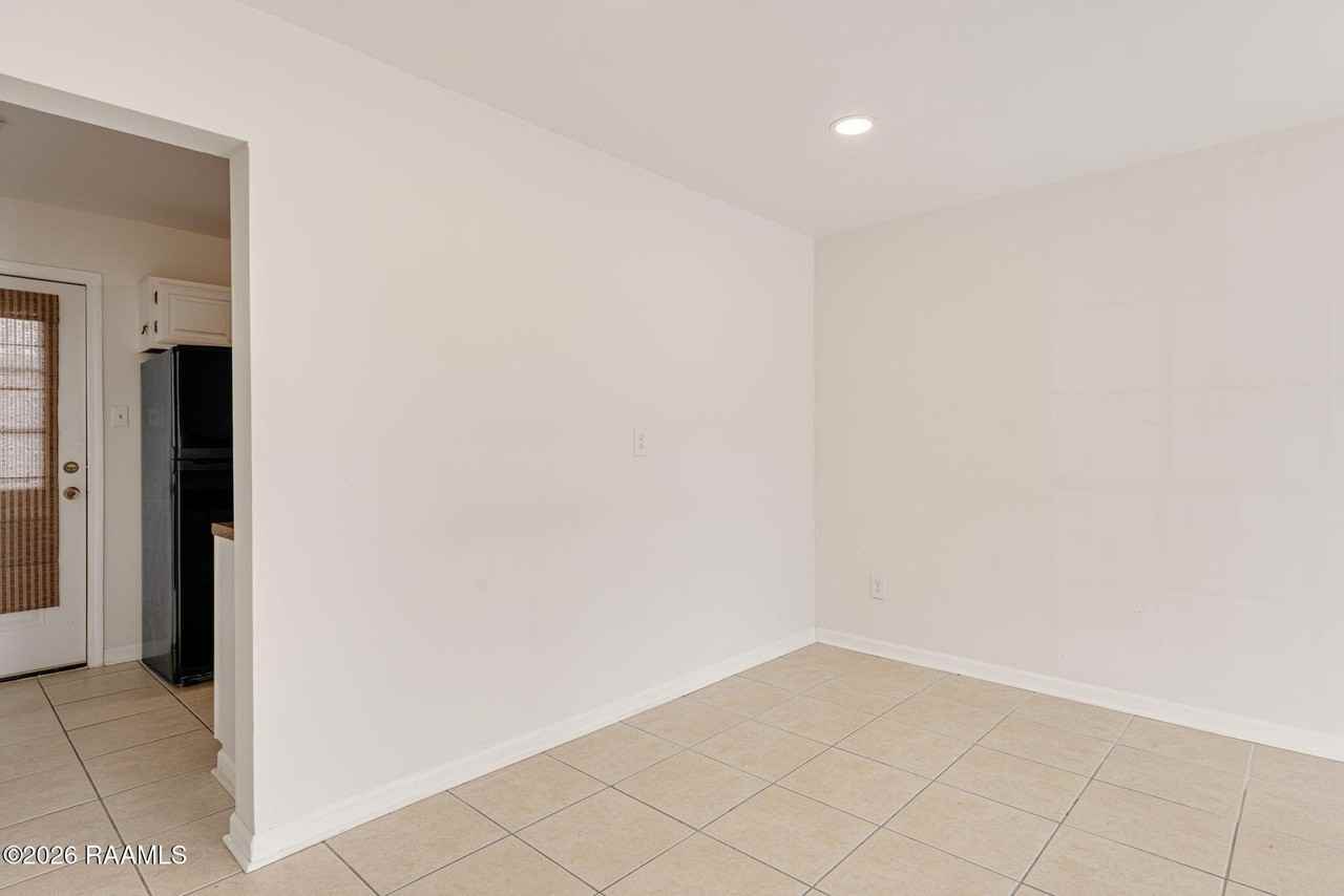 100 Winchester Dr #309 - Photo 6 of 20
