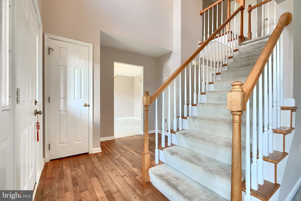 17431 Old Farm Ln - Photo 6 of 50
