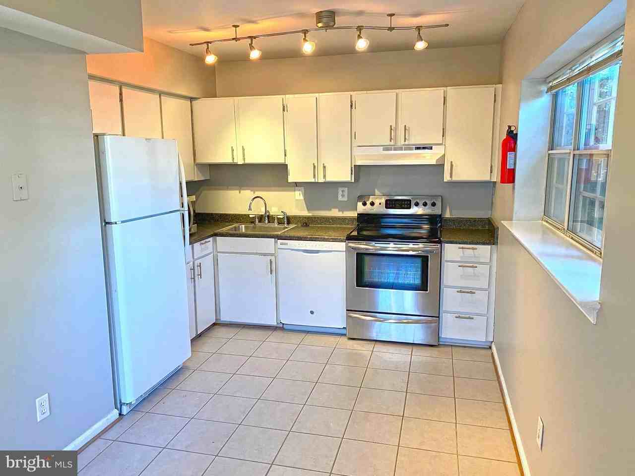 13701 Autumn Vale Ct #28C - Photo 2 of 15