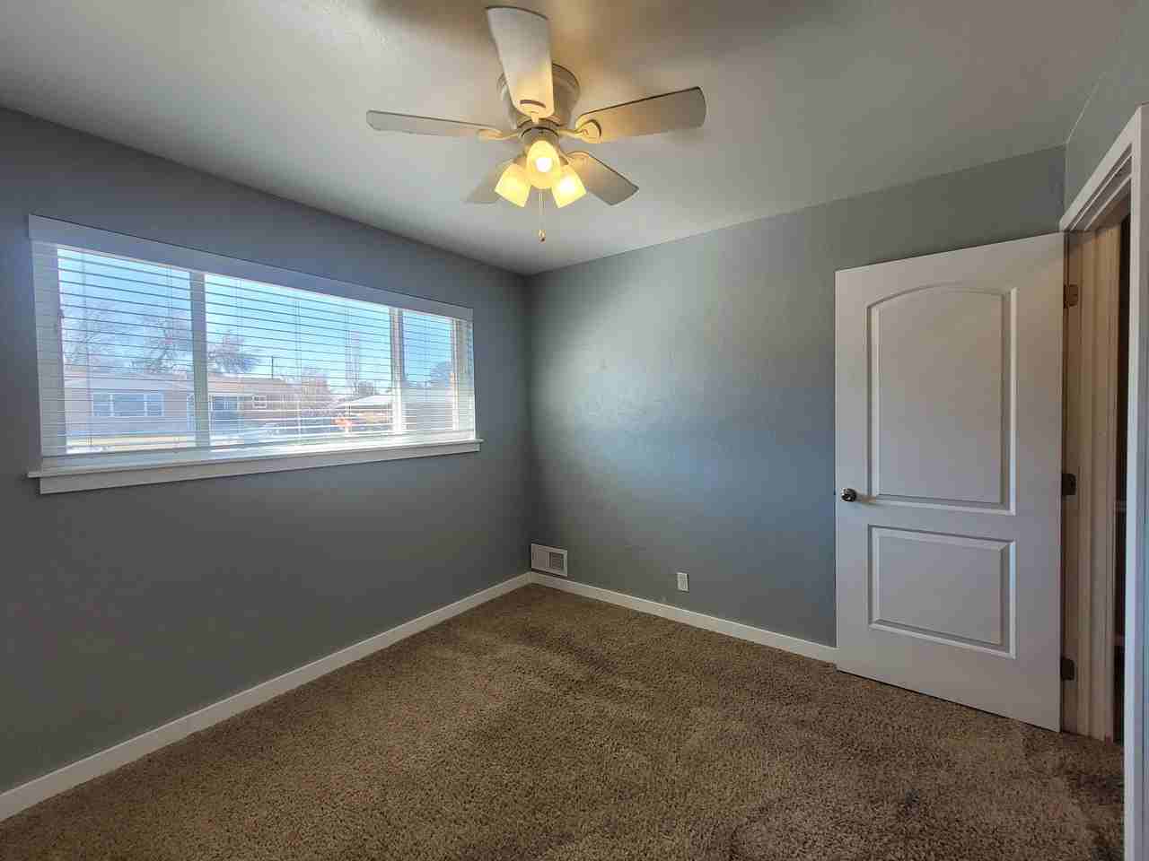 9 E 1800 S - Photo 7 of 16