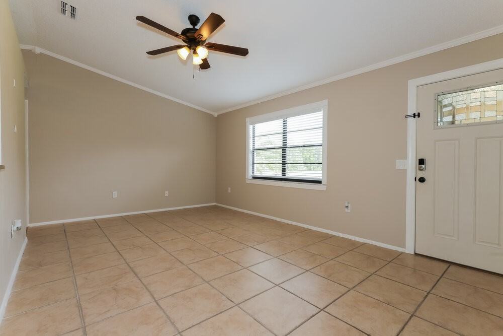 13238 Drysdale St - Photo 5 of 16