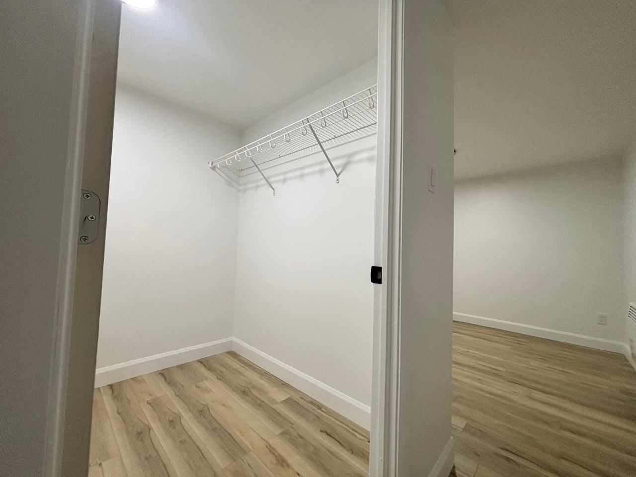 121 75e Rue Est #121-4 - Photo 7 of 13